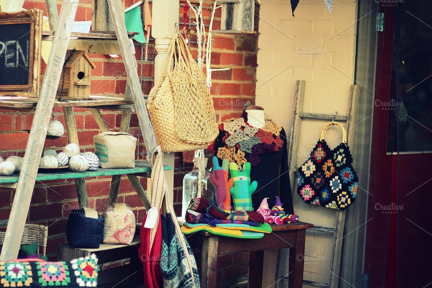 Alley Way Shop, a Photo by PepPhelan