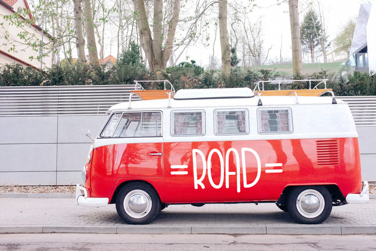 Iolanthe. Retro Handwritten Font. preview 3