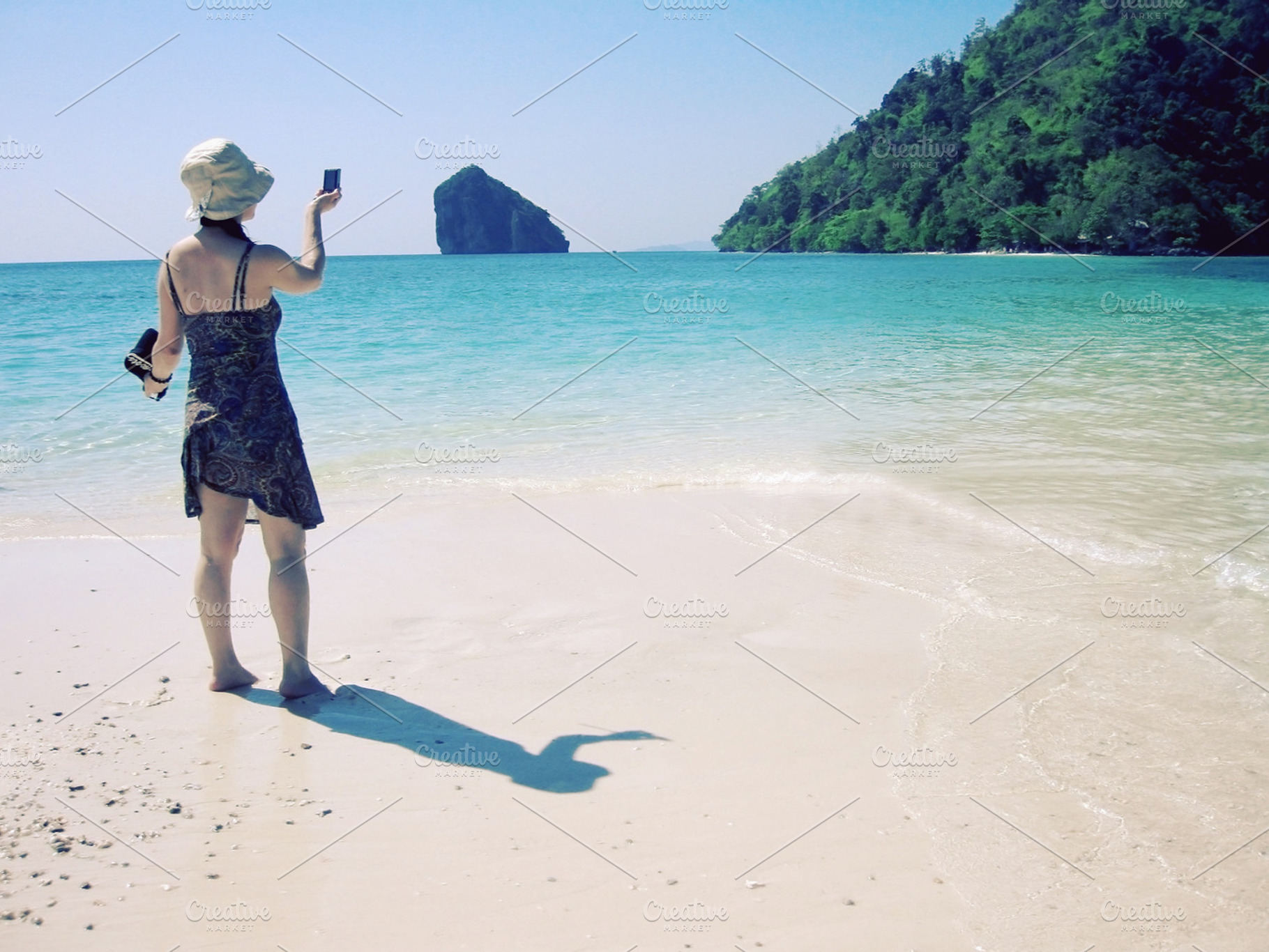 Enjoy Holiday In Thailand
