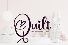 Quilt | Script Font