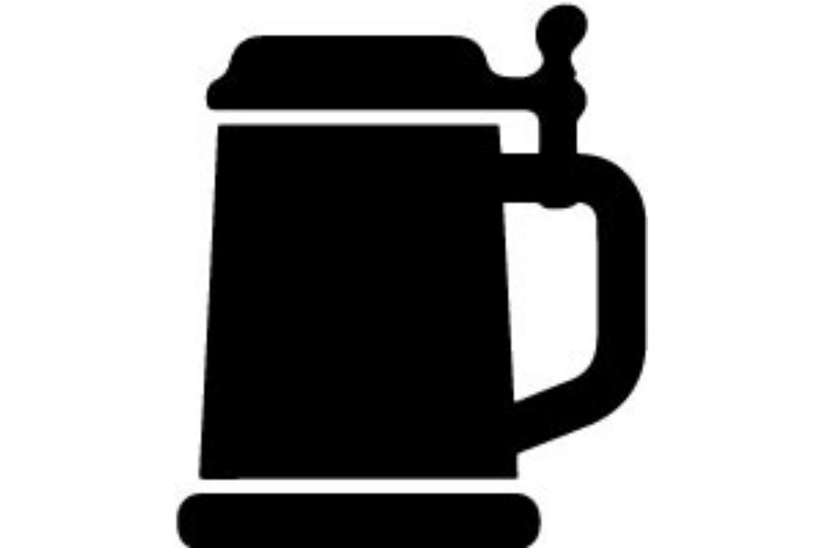Beer Stein & Pretzel SVG Bundle, an Object Graphic by Gfx_Store (Photo 10 of 16)