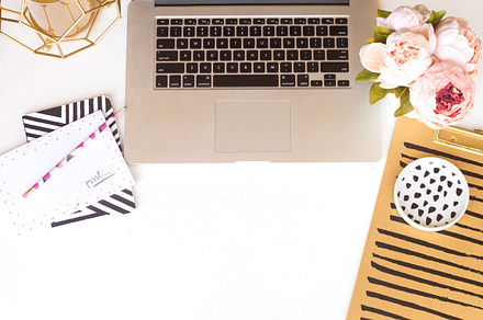 Desk Top Styled Photos
