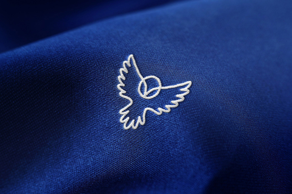 Pomp: 30 Logo Mockups, a Product Mockup by pixelbuddha.net (Photo 19 of 32)