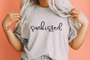 Sunkissed Handwritten Script Font