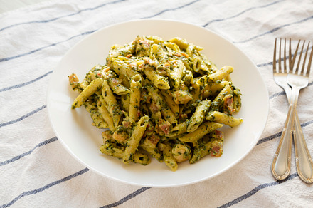 Homemade One-Pot Chicken Spinach Bacon Alfredo Pasta on a plate,, a Food & Drink Photo by LiudmylaChuhunova