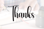 Signature Handmade | Script Font, a Handwritten Font by Scratchones (Thumbnail 9 of 9)