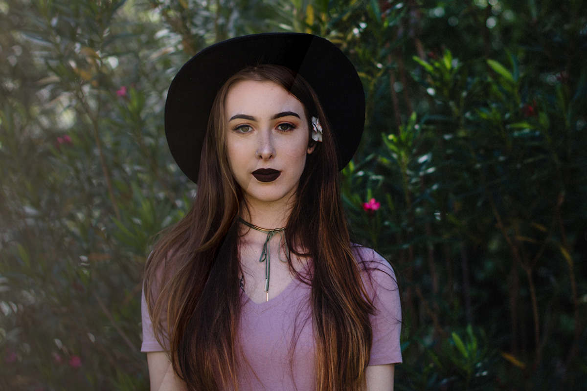Blogger Bundle 135 Lightroom Presets, an Action Add-On by PhotoMarket (Photo 36 of 94)