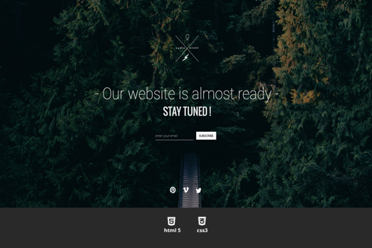 Universal Coming Soon HTML Template, a Websites & App Template by earthquake (Photo 2 of 3)
