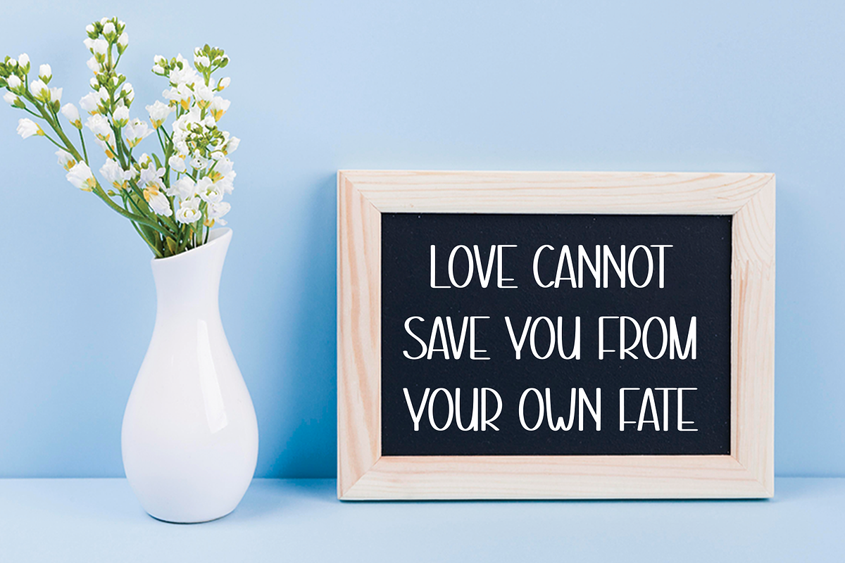 Happyday | Script Font, a Handwritten Font by Scratchones (Photo 5 of 8)