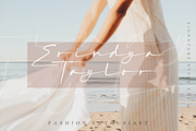 Silver Sands - Signature Font, a Script Font by Megi Satyo Widodo (Thumbnail 2 of 15)