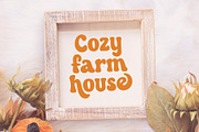 Yes Duke - Cute Retro Groovy Font, a Handwritten Font by Airotype (Thumbnail 5 of 11)