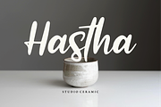 Raisley, a Script Font by Forberas Club (Thumbnail 3 of 7)