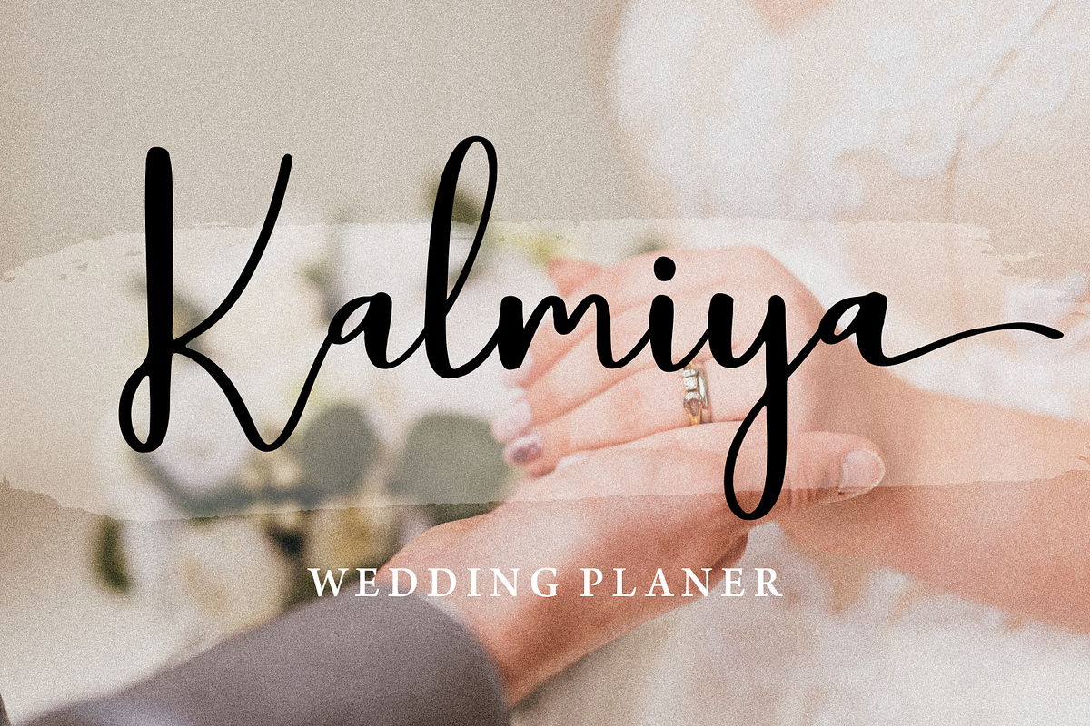 Easy Sunday, a Script Font by Forberas Club (Photo 5 of 7)