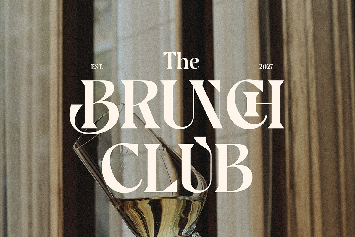 Milton Vaurgha Retro Serif, a Serif Font by Cruzine (Photo 2 of 8)