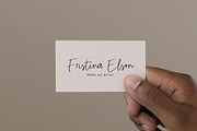 Garlone - Casual Signature, a Handwritten Font by tebaltipislab (Thumbnail 2 of 9)