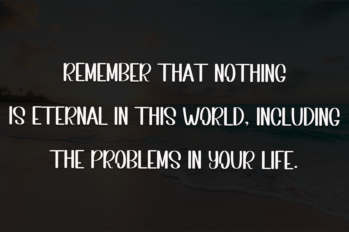 Black Lens, a Sans Serif Font by InermediaSTUDIO (Photo 2 of 7)