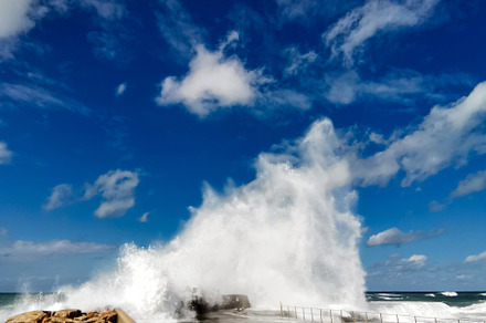 Seascape. Waves crashing on shore, a Background Photo by Elena Vagengeim