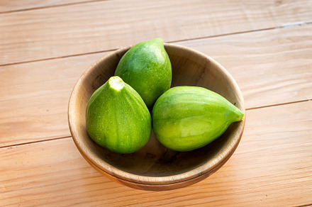Ripe green figs, a Photo by wr7 Media