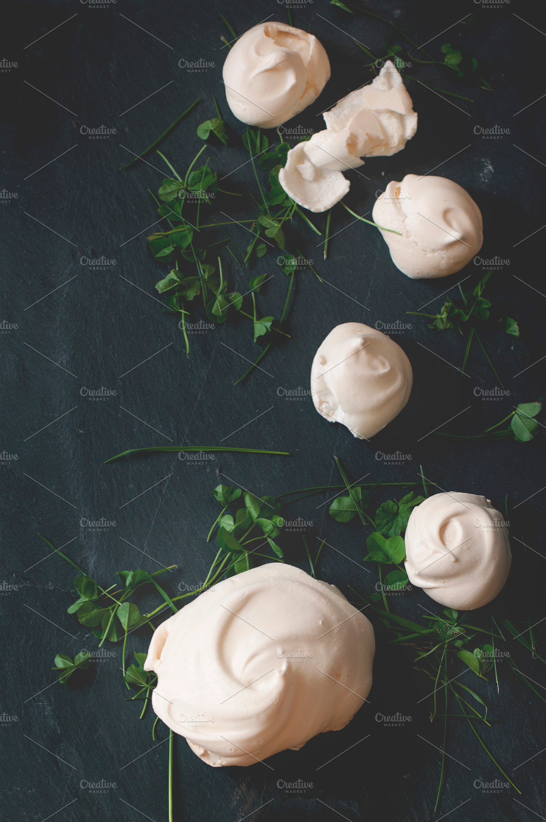 Meringue With Grass