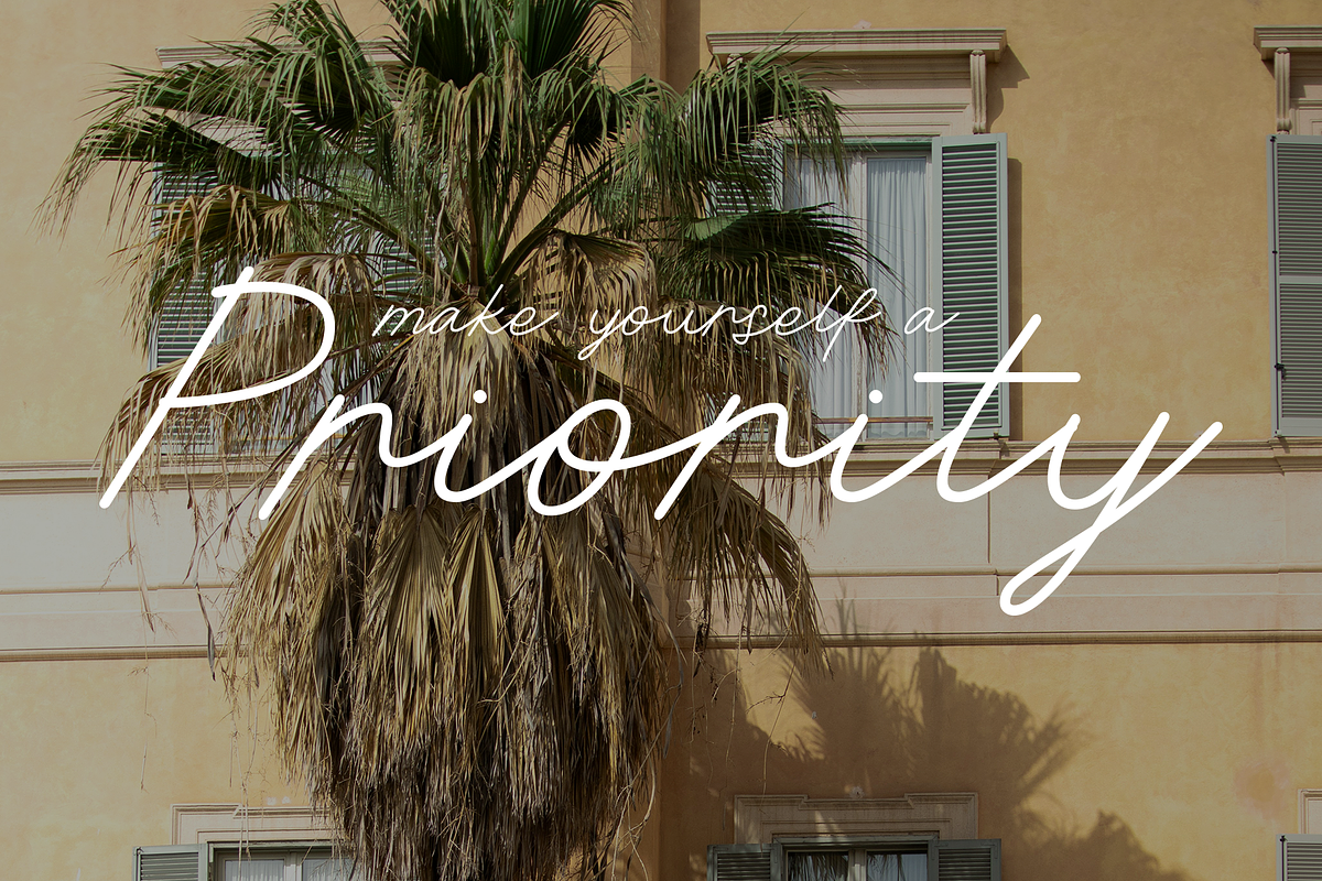 Oneliner - Ballpoint Script Fonts, a Script Font by Konstantine Studio (Photo 3 of 5)