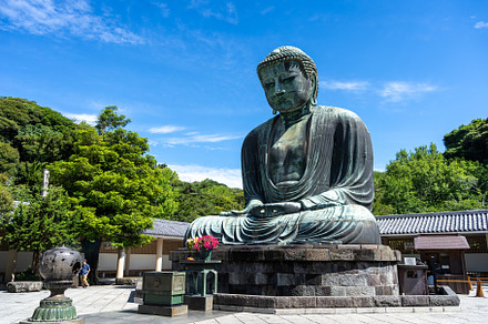 Great Buddha Daibutsu statue at Kotoku-in temple in Kamakura, Ja