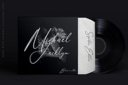 Anthoni Signature, a Script Font by Kotak Kuning Studio (Thumbnail 6 of 13)