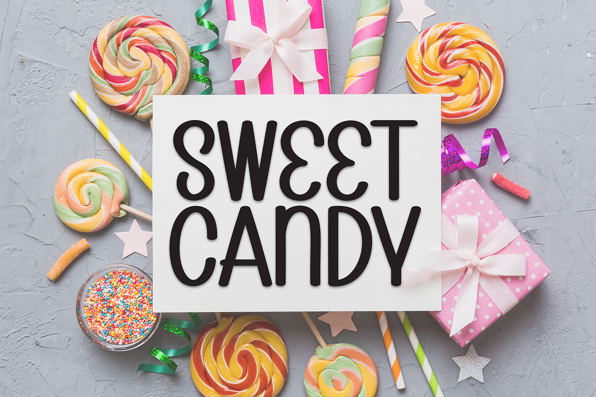 Amazing Christmas | Script Font, a Script Font by Scratchones (Photo 5 of 8)