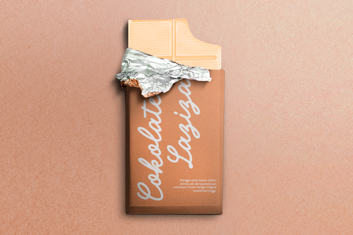 Lonelline, a Script Font by artism_design (Photo 5 of 6)