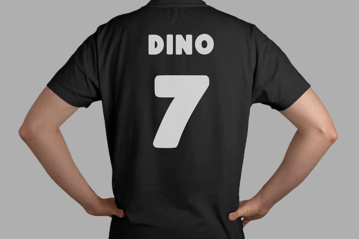 Dino Park, a Handwritten Font by Fourteen Letter (Photo 3 of 7)