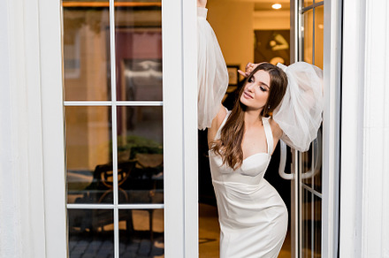 Portrait of stylish beautiful bride
