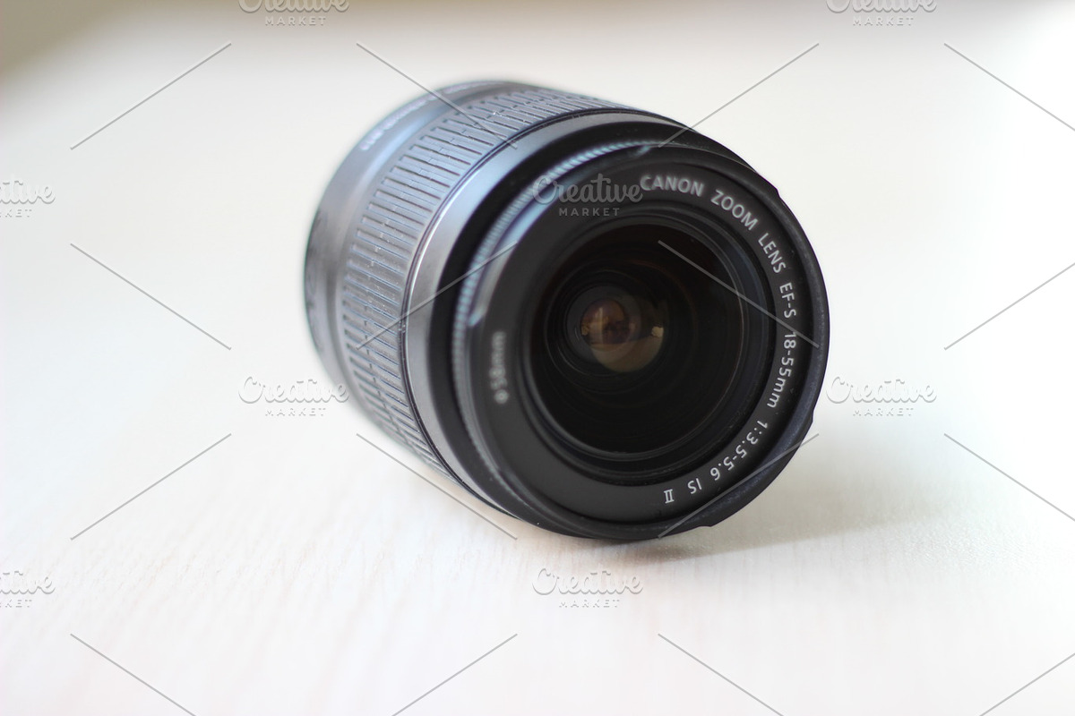 Canon lens stock photograph, a Technology Photo by Beshr Abdulhadi (Photo 4 of 5)