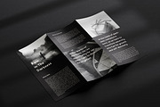 Chutpen - The Editorial Font, a Handwritten Font by Graphicfresh (Thumbnail 7 of 7)
