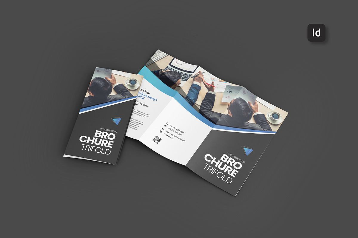 Trifold IT Technology Flyer Template, a Brochure Template by Creatiya Type (Photo 1 of 4)