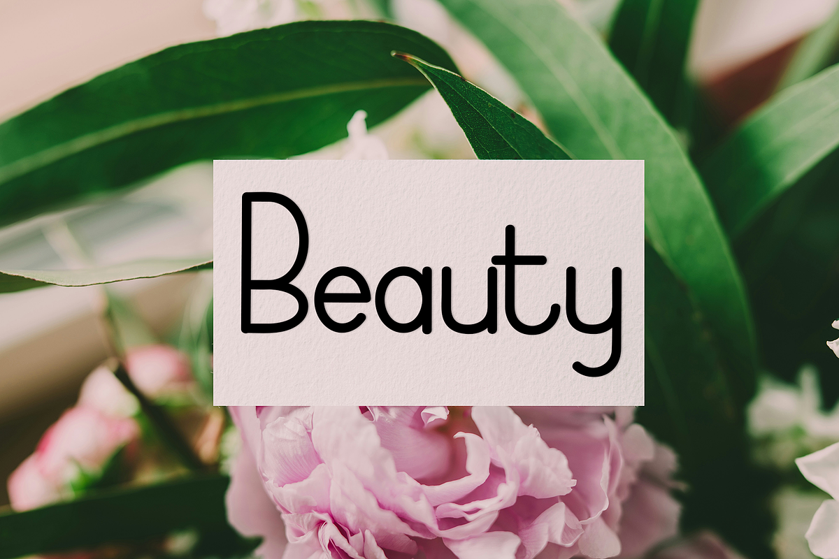 Minimalist Valentine, a Sans Serif Font by InermediaSTUDIO (Photo 6 of 8)