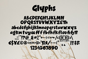 Cloody - Display Font