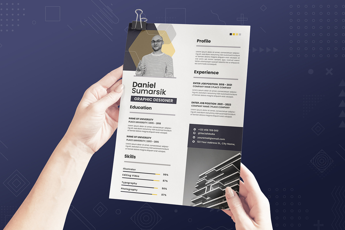 Corporate Resume, a Resume Template by Fannan Studio (Photo 2 of 2)