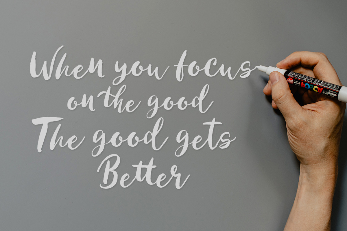 Chatheri Script, a Script Font by Rotterlab Studio (Photo 7 of 7)