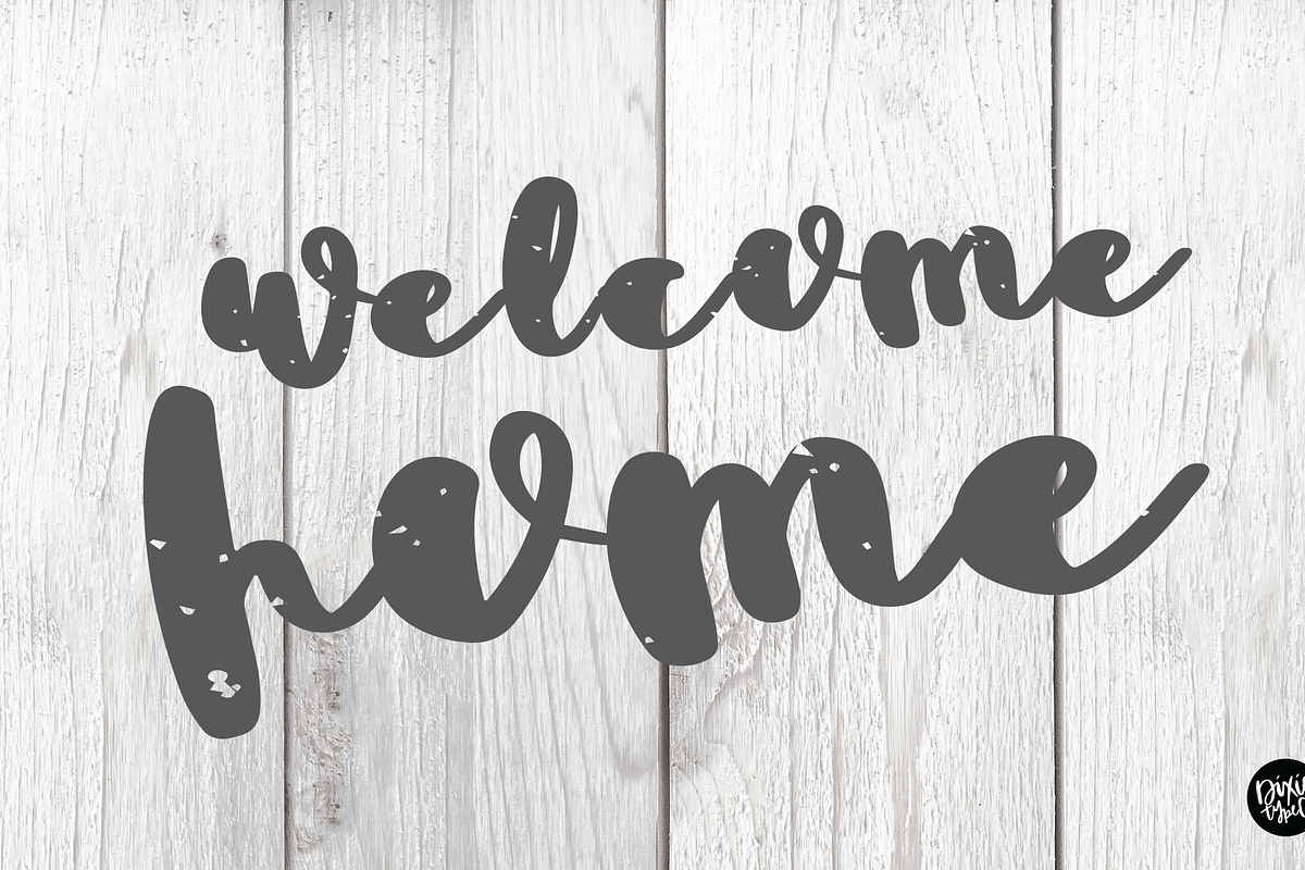 LILY a Bold Distressed Font preview 5