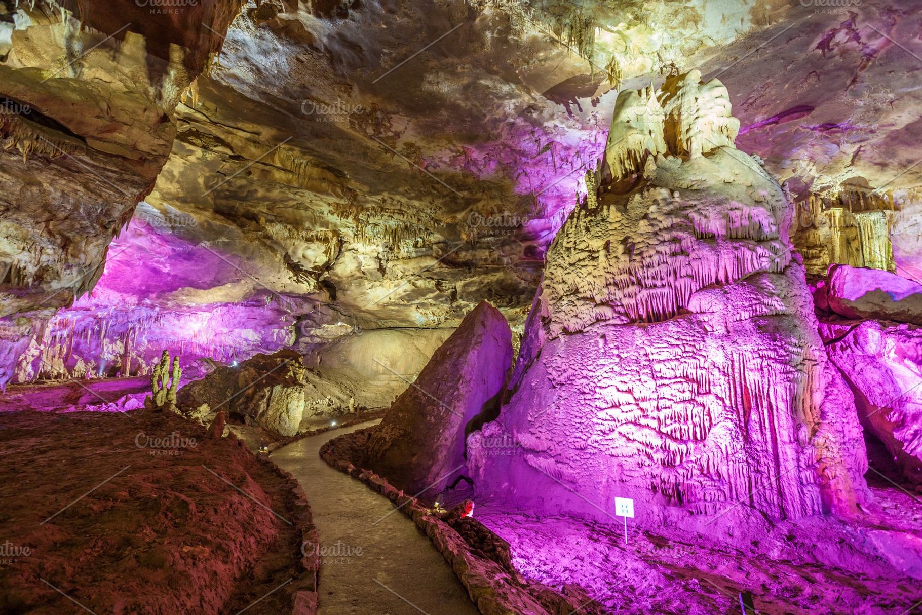 Prometheus Cave, Kutaisi, a Photo by saiko3p