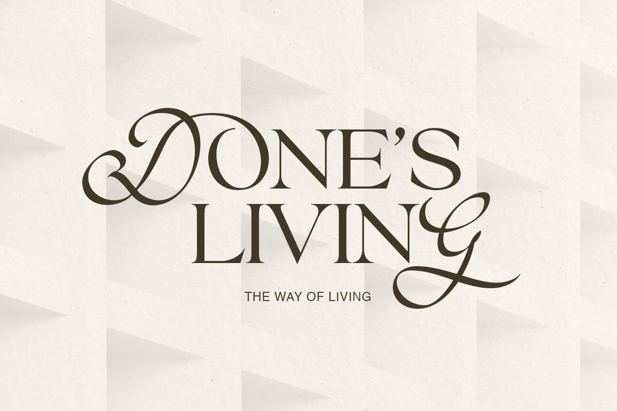 Brown Royal - Stylish Ligature Font, a Serif Font by Sarid Ezra (Photo 6 of 9)