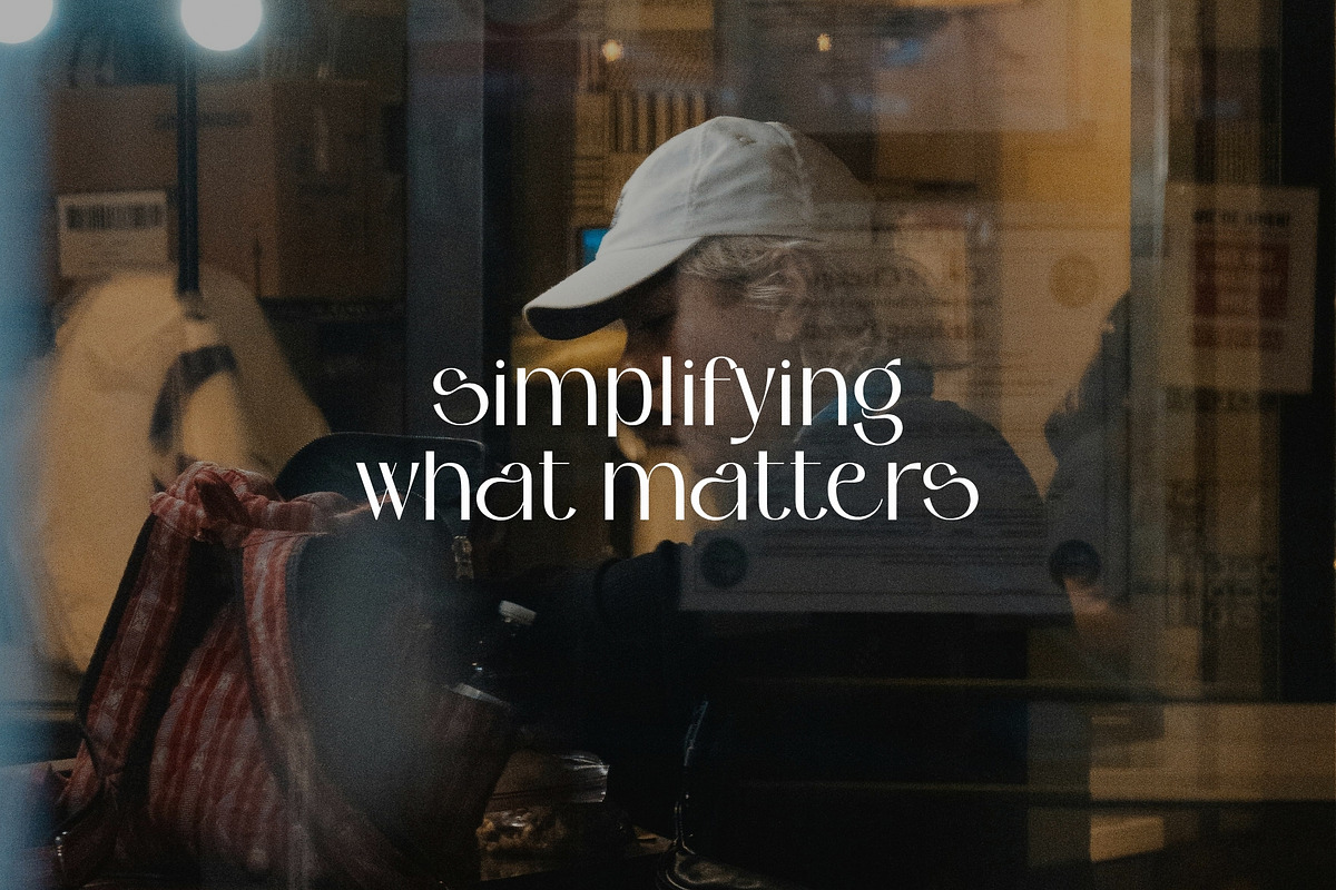 Bostaire Luxury Sans Serif Font, a Sans Serif Font by Heinzel Std (Photo 6 of 15)