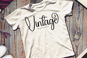 Sunshine | Script Font, a Handwritten Font by Scratchones (Thumbnail 5 of 9)