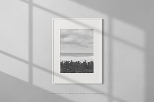 3x4 Frame Mockup