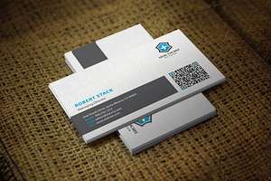 Clovi Business Card Template