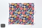 Retro Floral Seamless Pattern, a Pattern Graphic by Irina Ostapenko (Thumbnail 2 of 5)