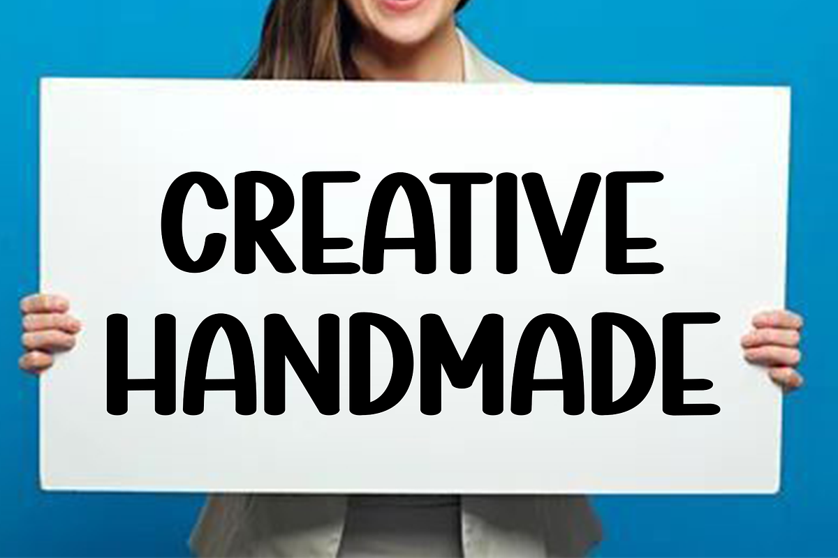 Righthand, a Script Font by InermediaSTUDIO (Photo 3 of 8)