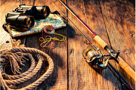 Fishing composition with spinning