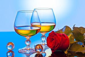 Composition roses wine in glass