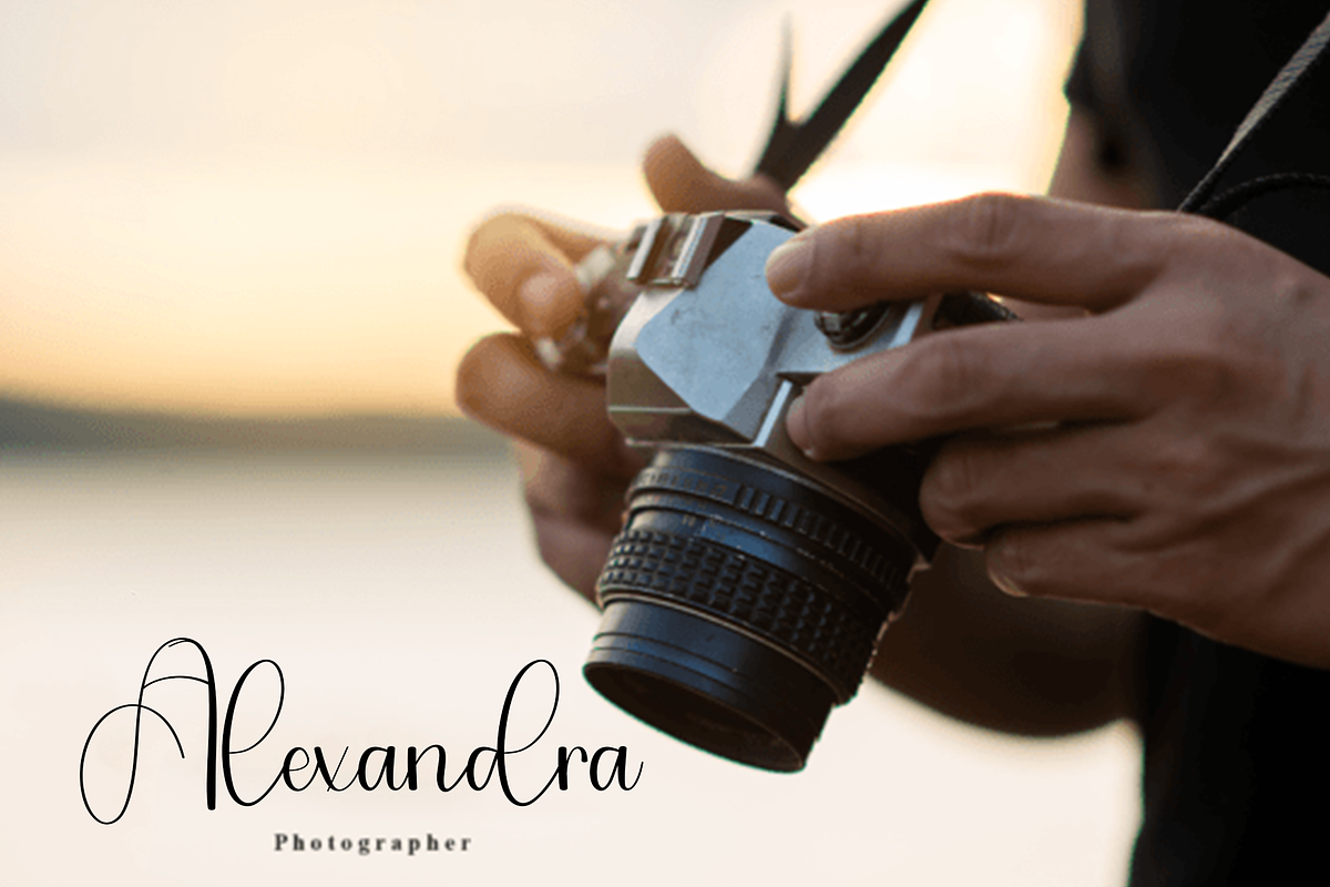 Handwriting Maddison, a Handwritten Font by FreshTypeINK (Photo 6 of 8)