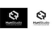 Huni Studio, a Branding & Logo Template by The Branding Fusion (Thumbnail 4 of 4)